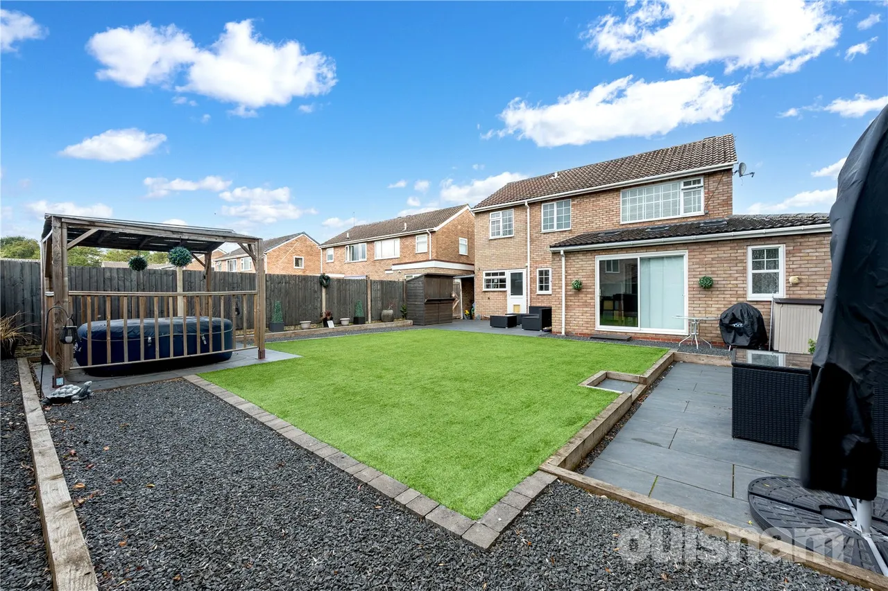Ledbury Close, Matchborough East, B98, photo 22
