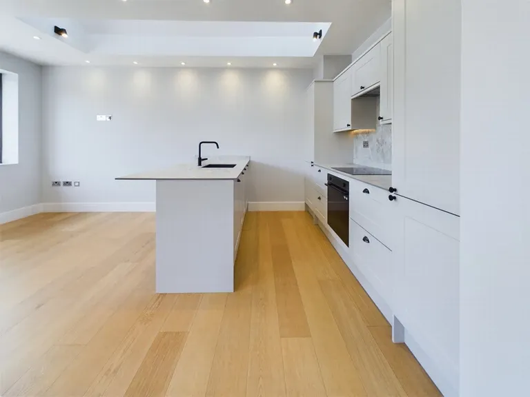 Brondesbury Park, Brondesbury Park, NW6 7AT, photo 8