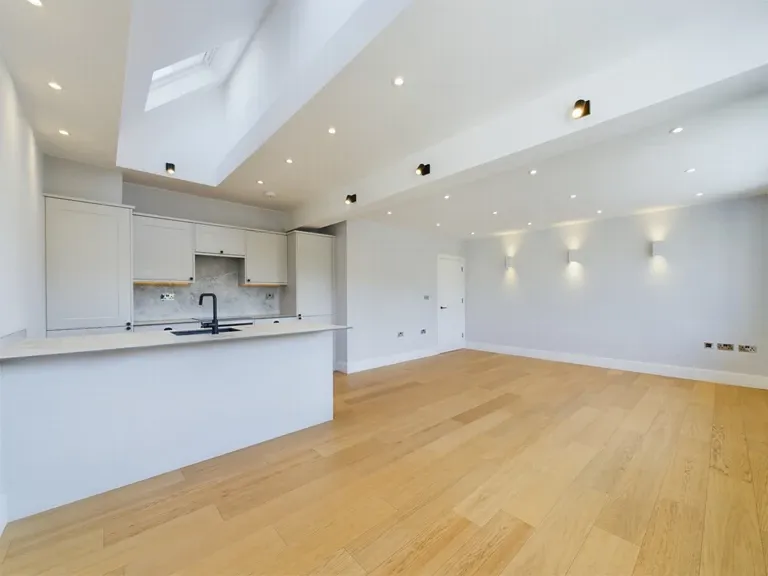 Brondesbury Park, Brondesbury Park, NW6 7AT, photo 7