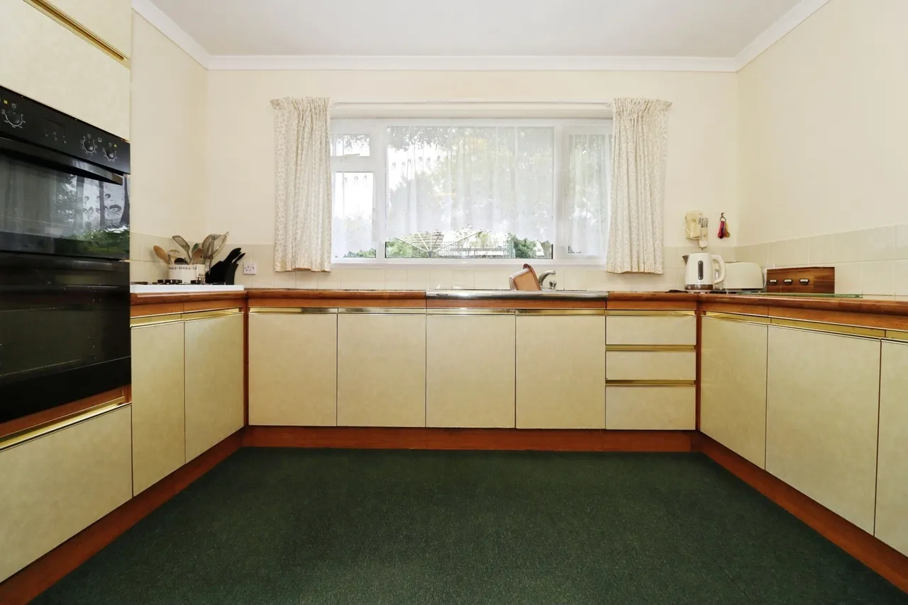 Pembroke Road, Soundwell, Bristol, BS15, photo 6