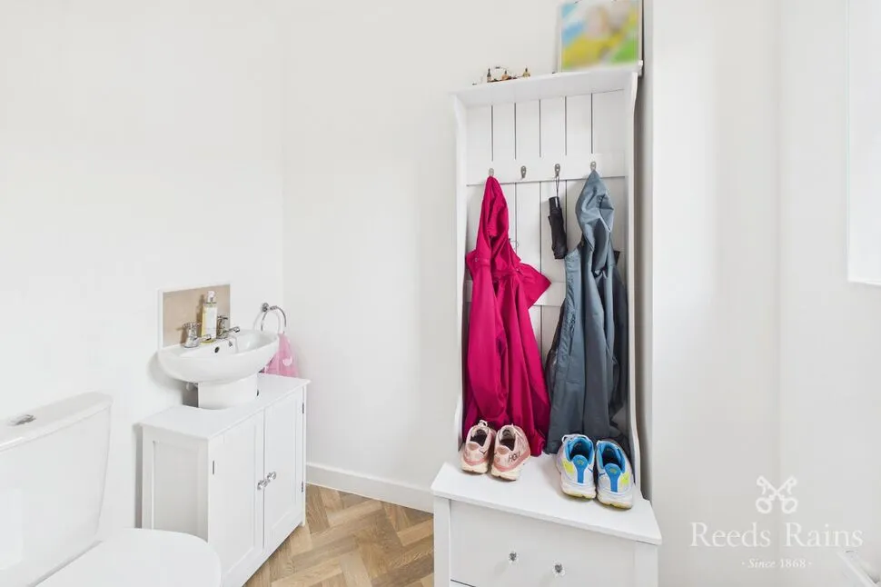 Lotus Crescent, Castleford, West Yorkshire, WF10, photo 9