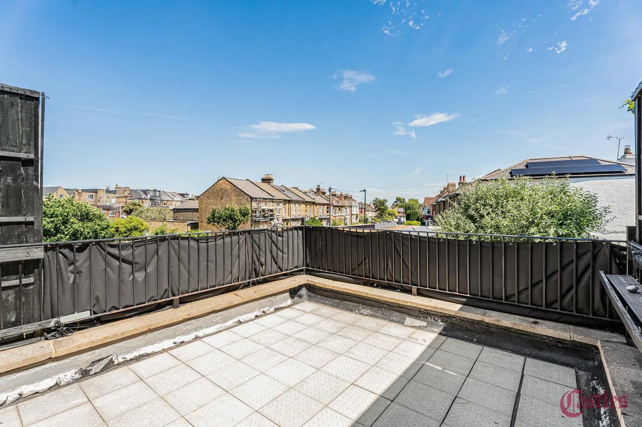 Whittington Road, N22, photo 16