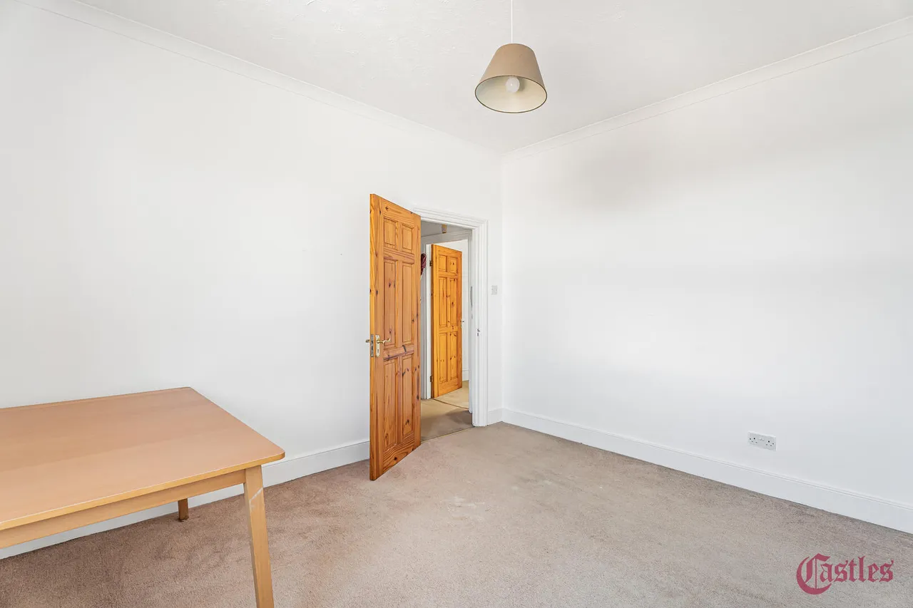 Whittington Road, N22, photo 17