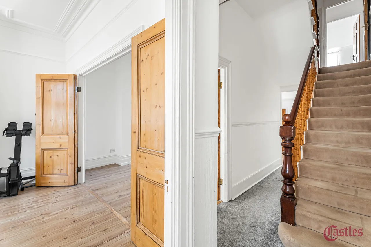 Whittington Road, N22, photo 10