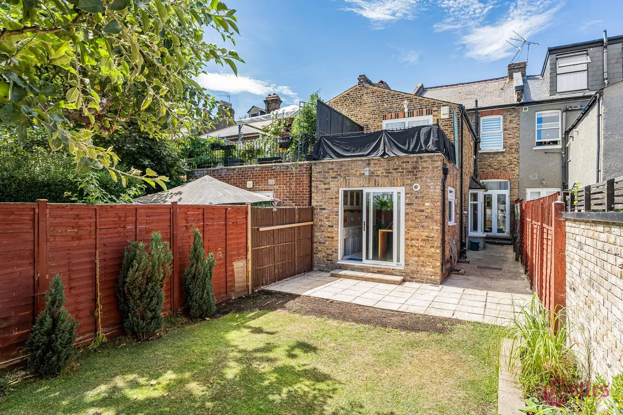 Whittington Road, N22, photo 13