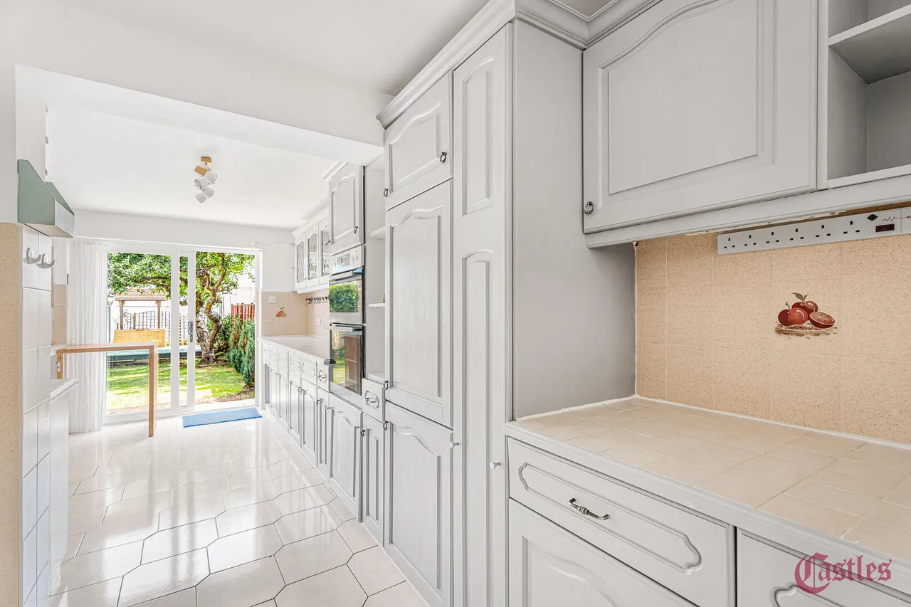 Whittington Road, N22, photo 9