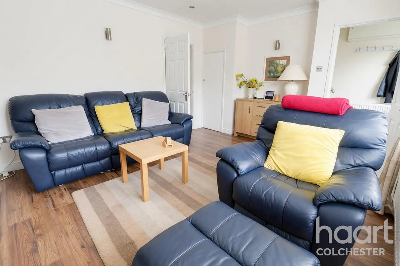 Collingwood Road, CO3, photo 13