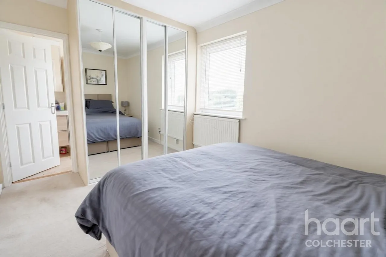 Collingwood Road, CO3, photo 17