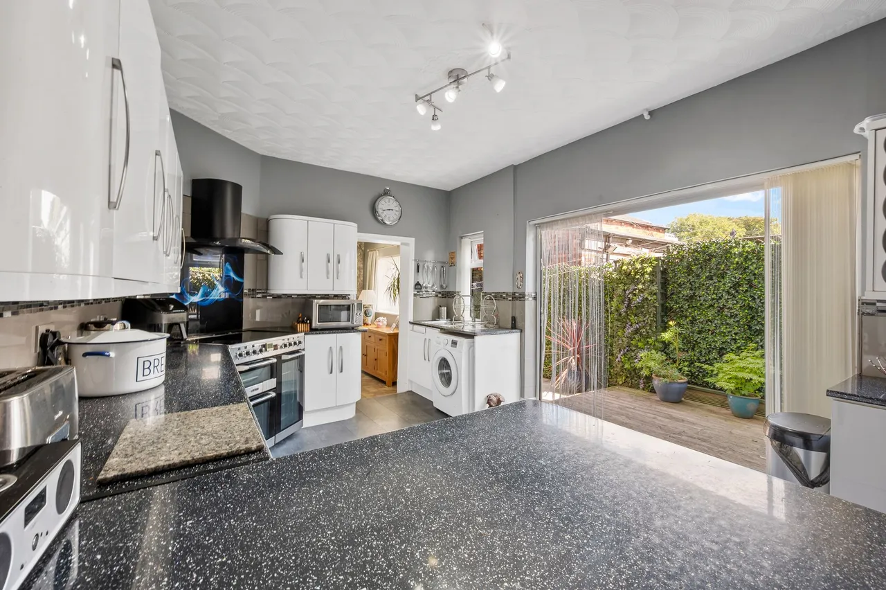 Dentons Green Lane, Dentons Green, St. Helens, St. Helens, WA10 6RH, photo 12
