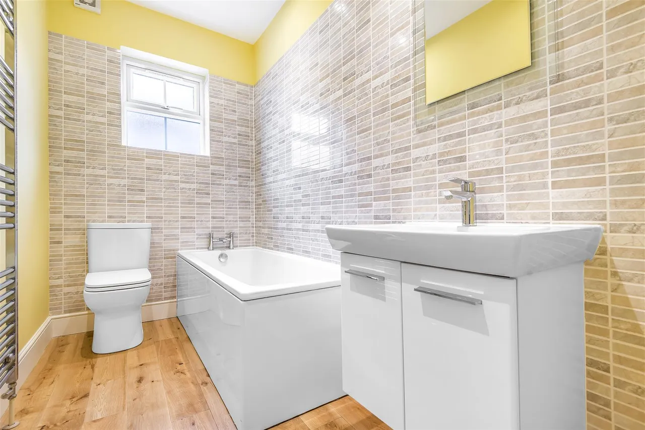 Ashleigh Road, Mortlake, SW14, photo 10