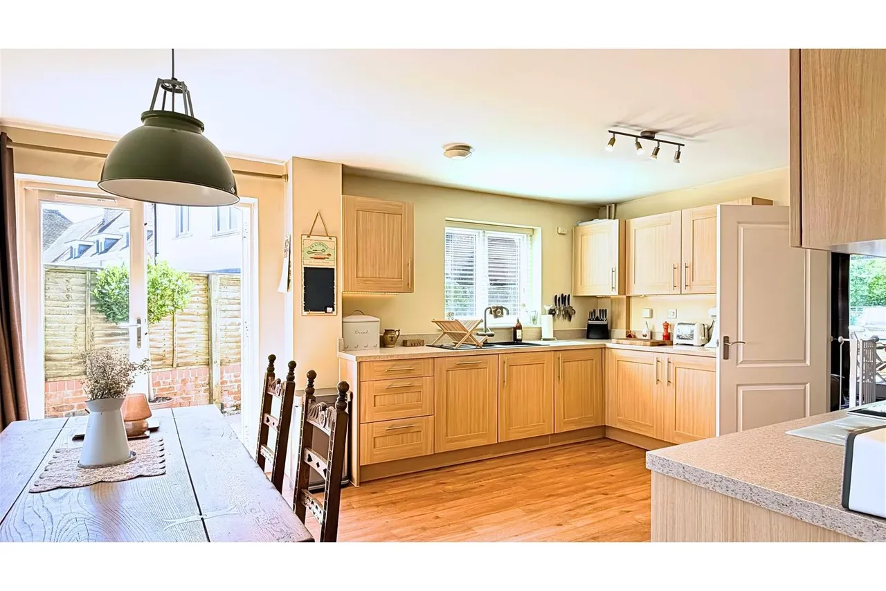 Trinity Fields, Horsham, West Sussex RH13 6GH, photo 4