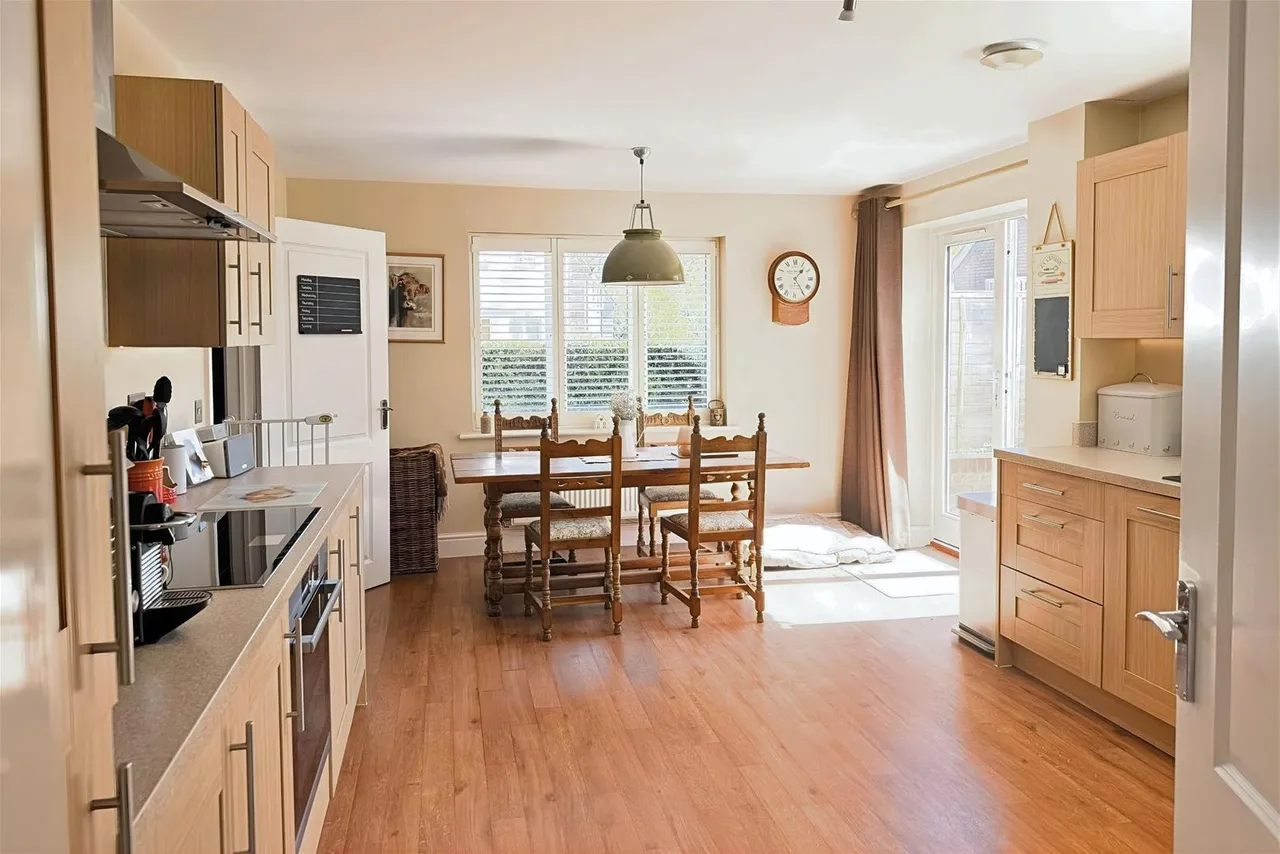 Trinity Fields, Horsham, West Sussex RH13 6GH, photo 5