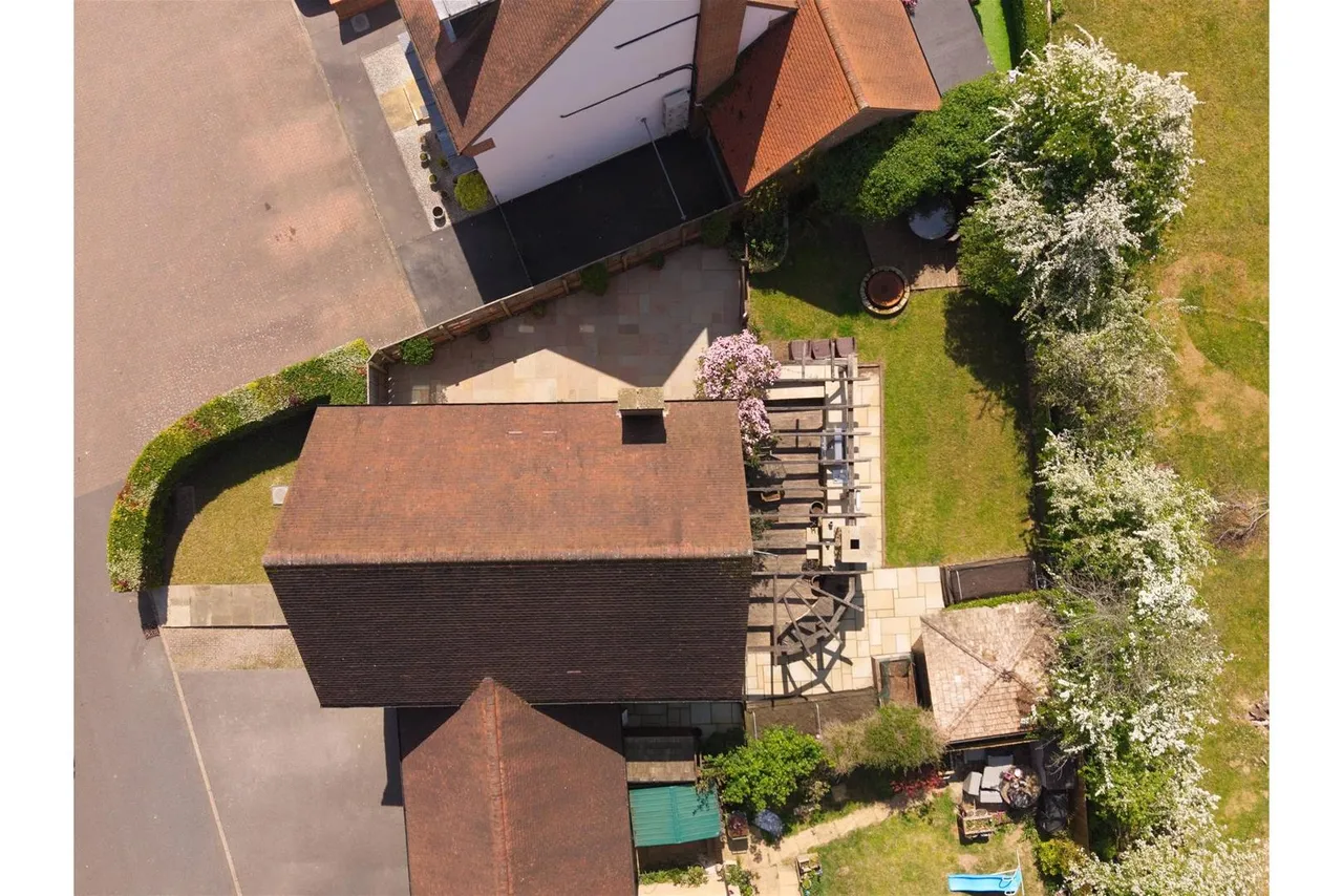 Trinity Fields, Horsham, West Sussex RH13 6GH, photo 2