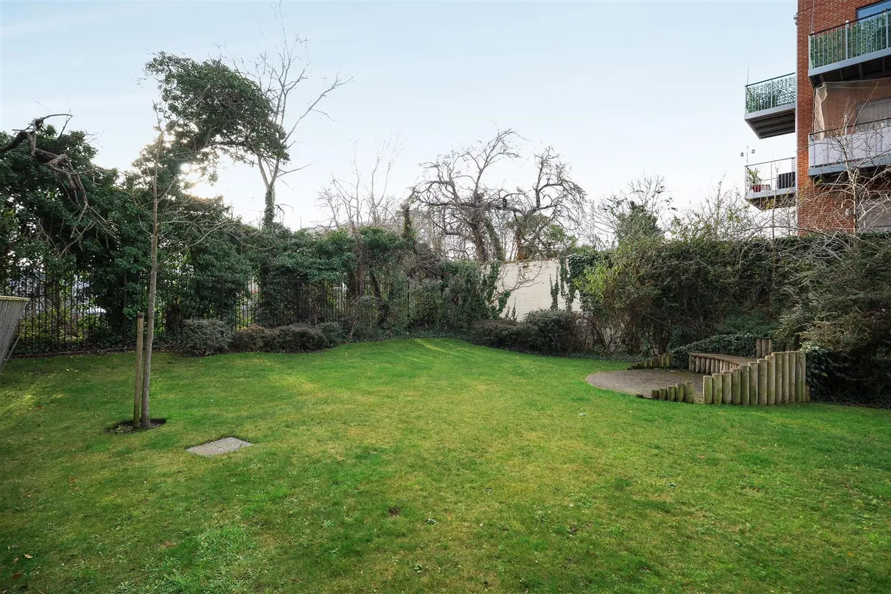 Otter Way, Yiewsley, UB7, photo 14