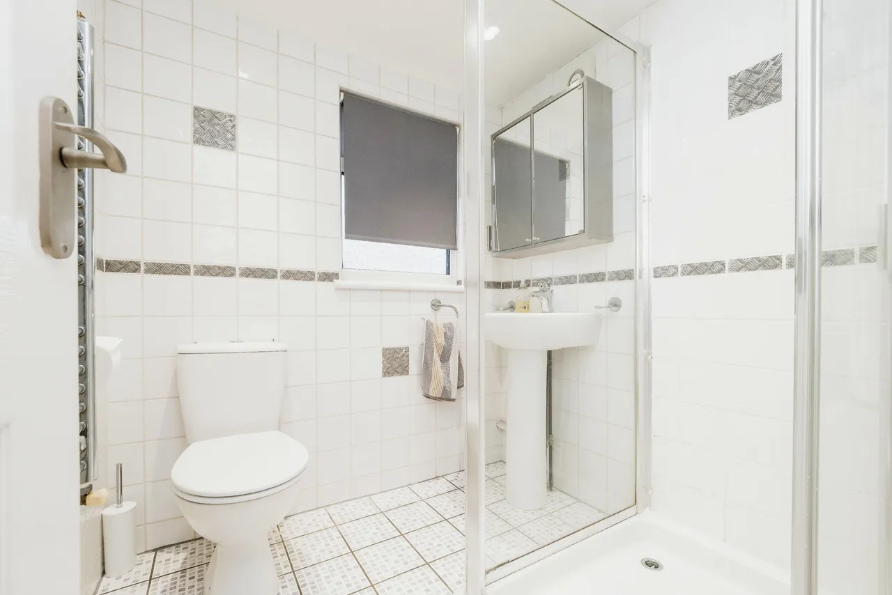 Mendip Road, Hornchurch, photo 12