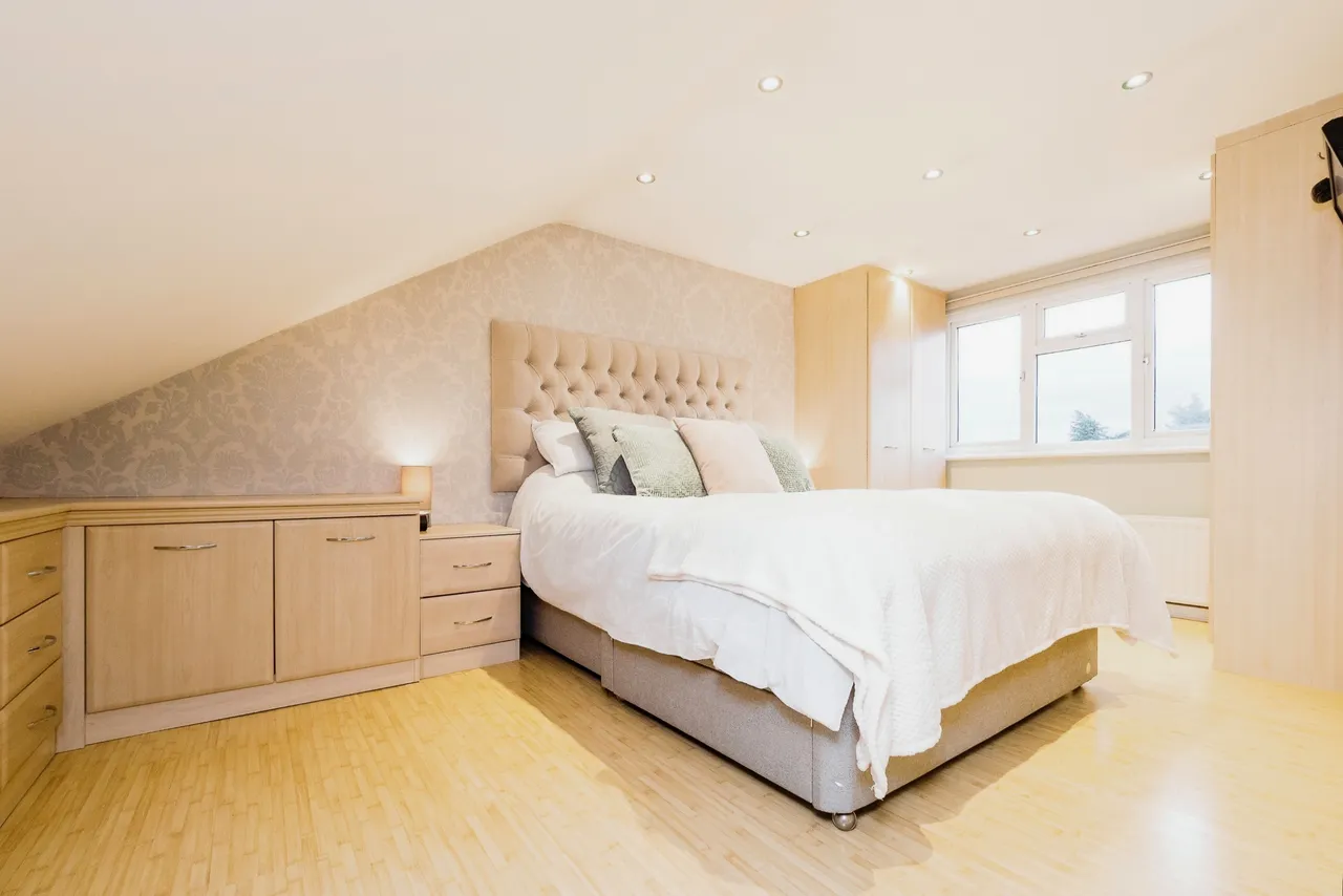 Mendip Road, Hornchurch, photo 9