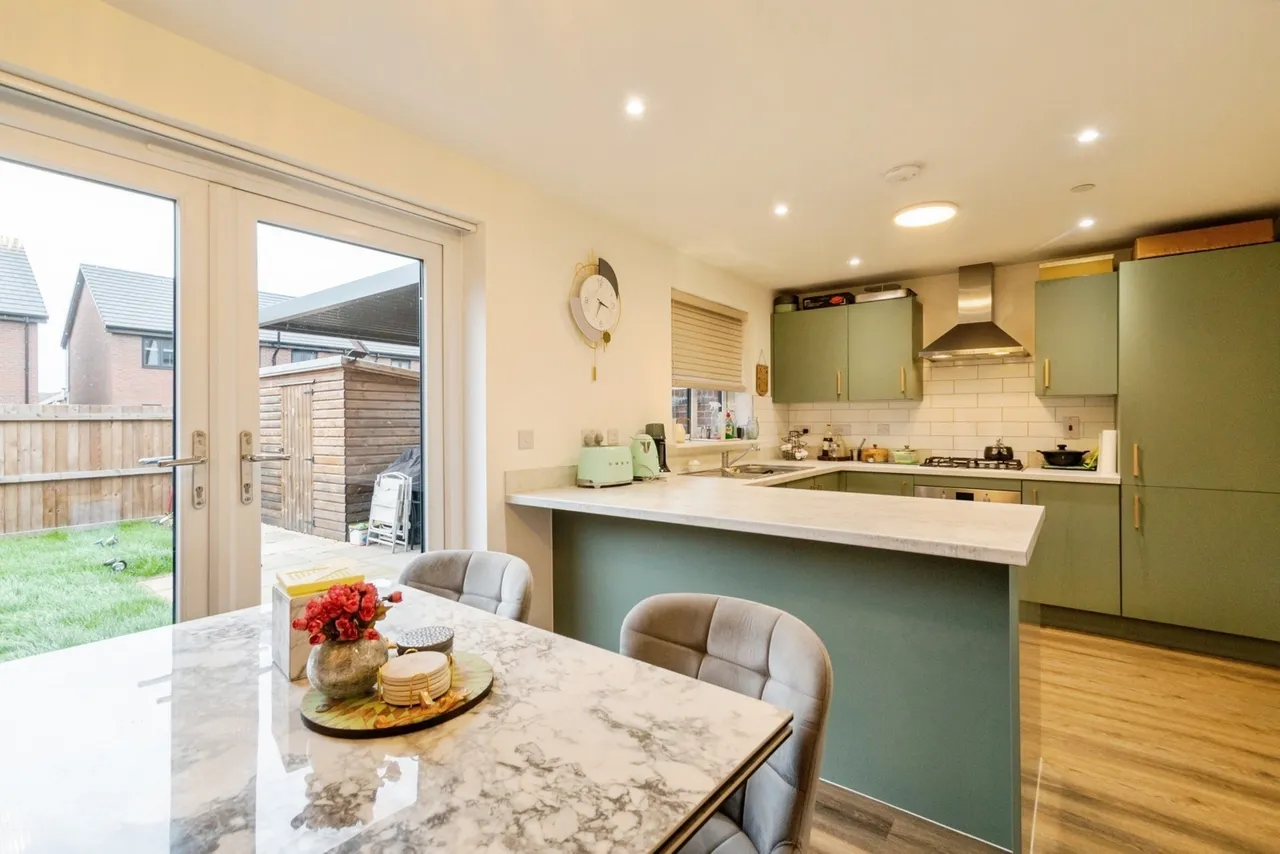 Oxleaze Reen Road, Newport, NP19, photo 8