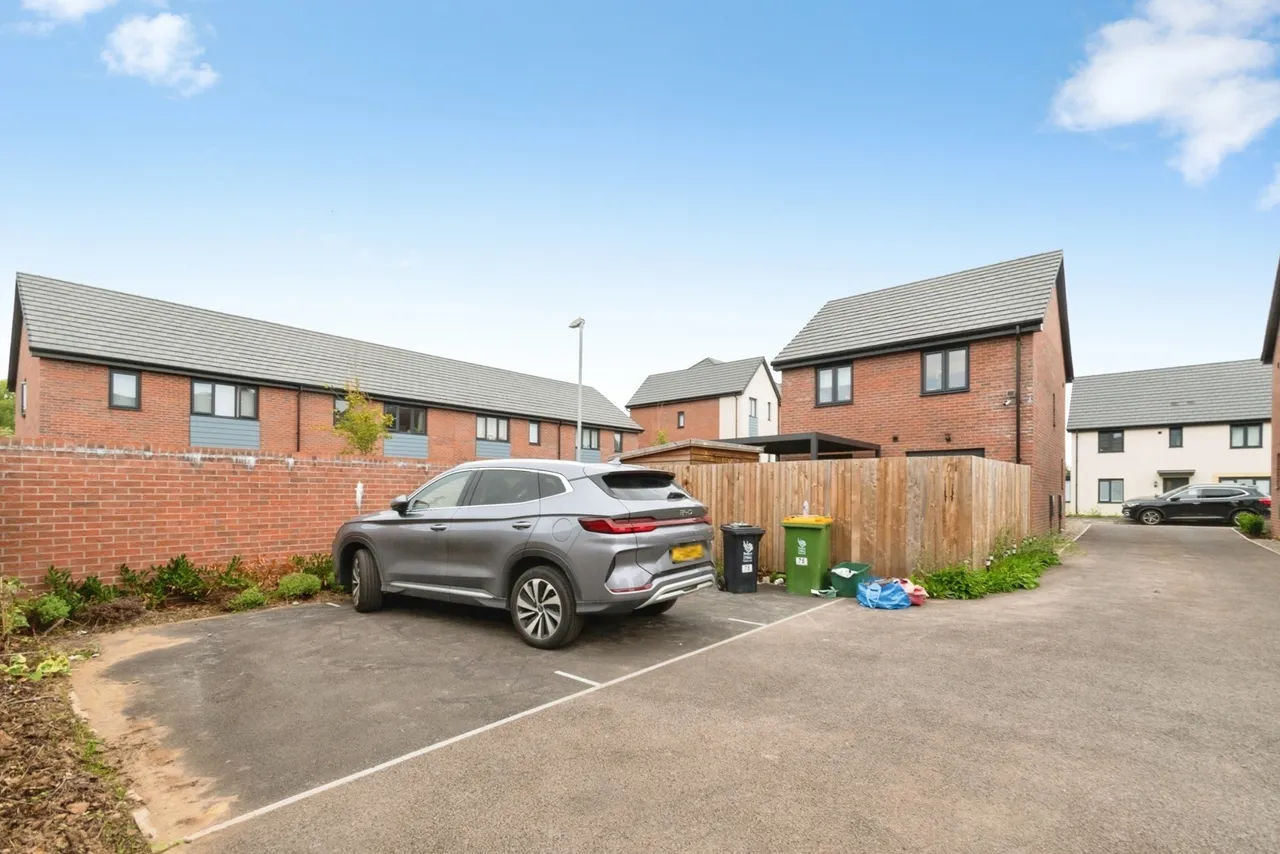 Oxleaze Reen Road, Newport, NP19, photo 23