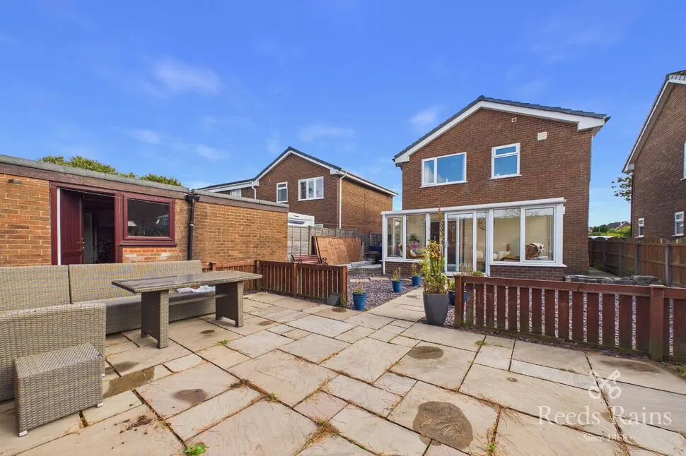 Croston Road, Farington Moss, PR26, photo 2