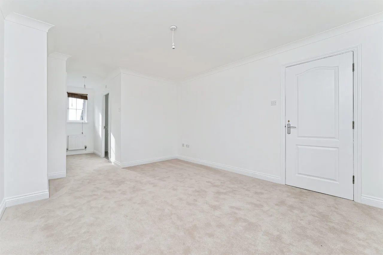 Pathfinder Way, Warboys, PE28, photo 13
