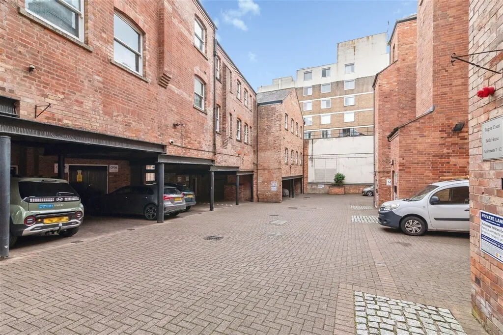 Derby Street, NOTTINGHAM, photo 12