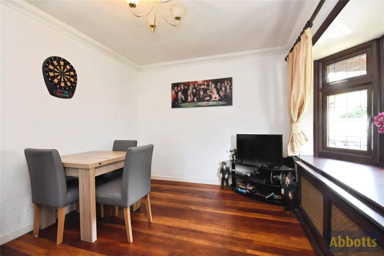 Elm Drive, Rayleigh, Essex, SS6, photo 5