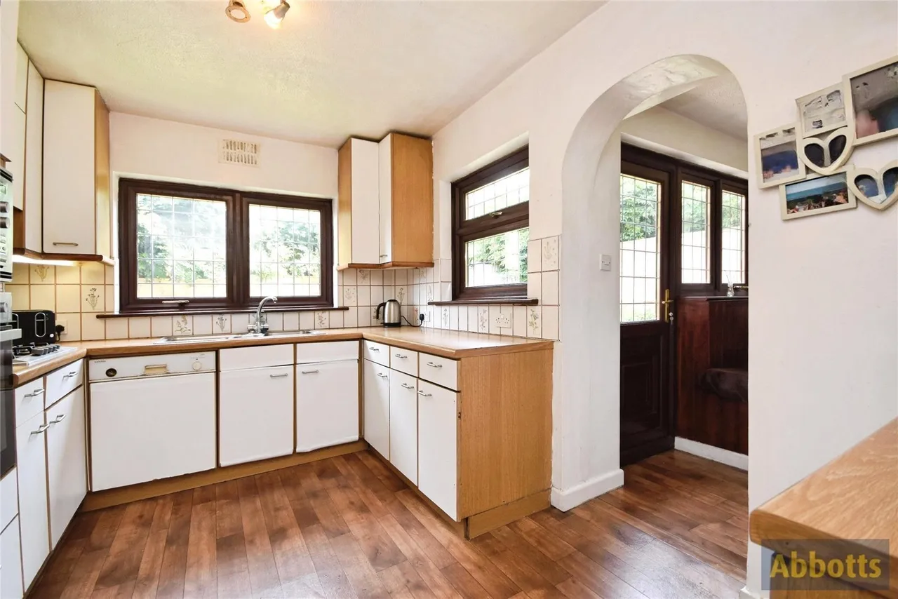 Elm Drive, Rayleigh, Essex, SS6, photo 4
