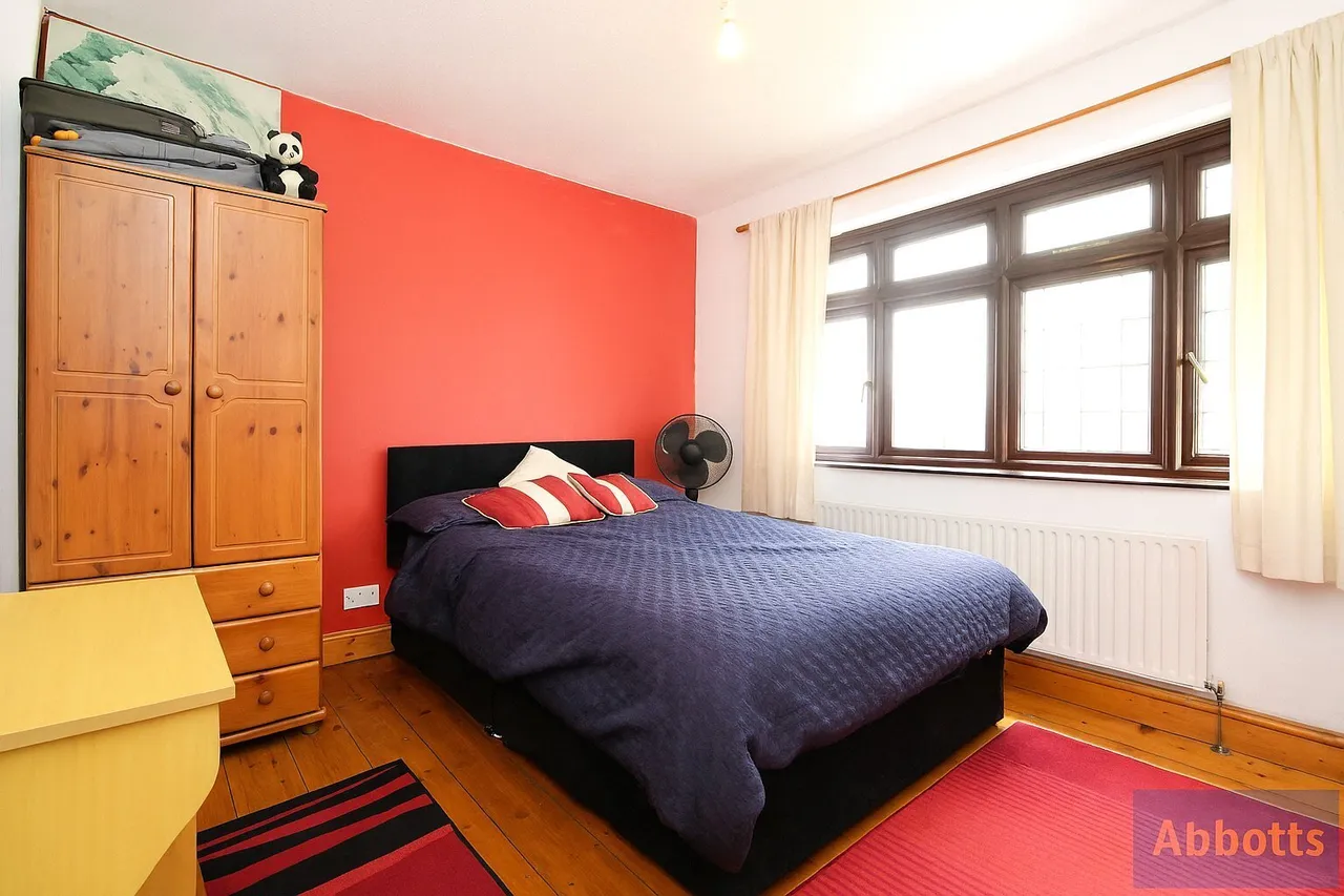 Elm Drive, Rayleigh, Essex, SS6, photo 13