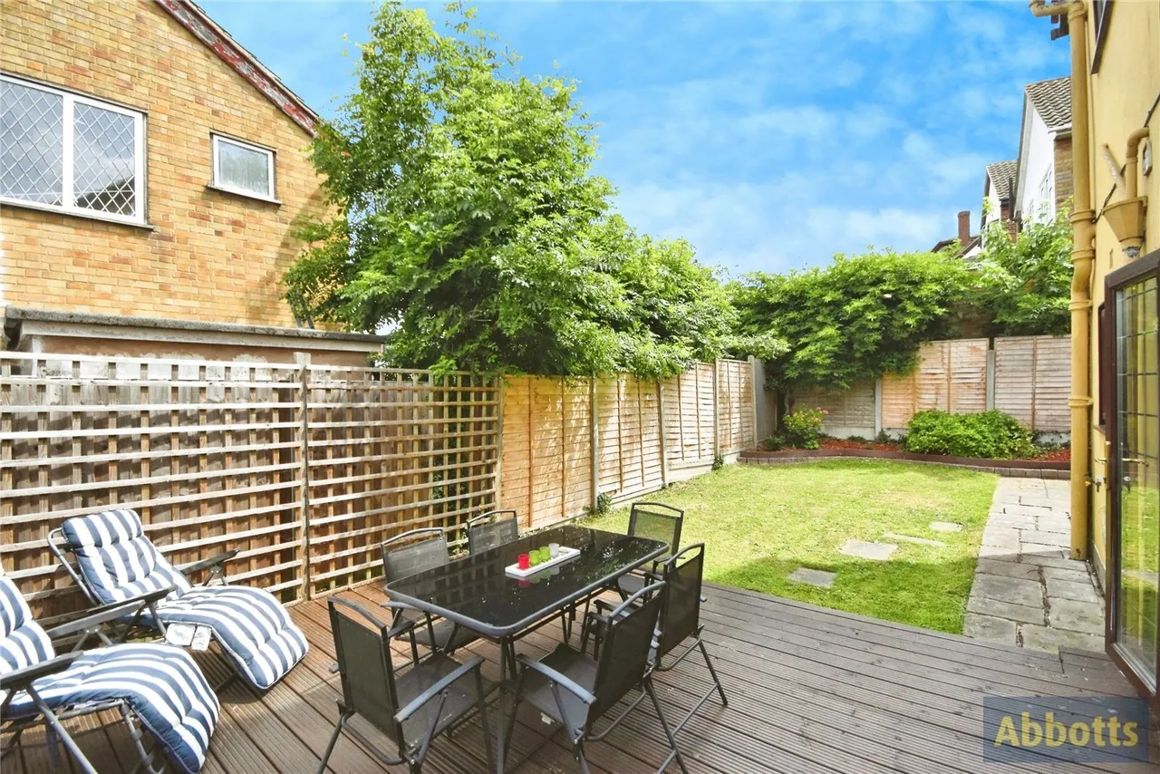Elm Drive, Rayleigh, Essex, SS6, photo 10
