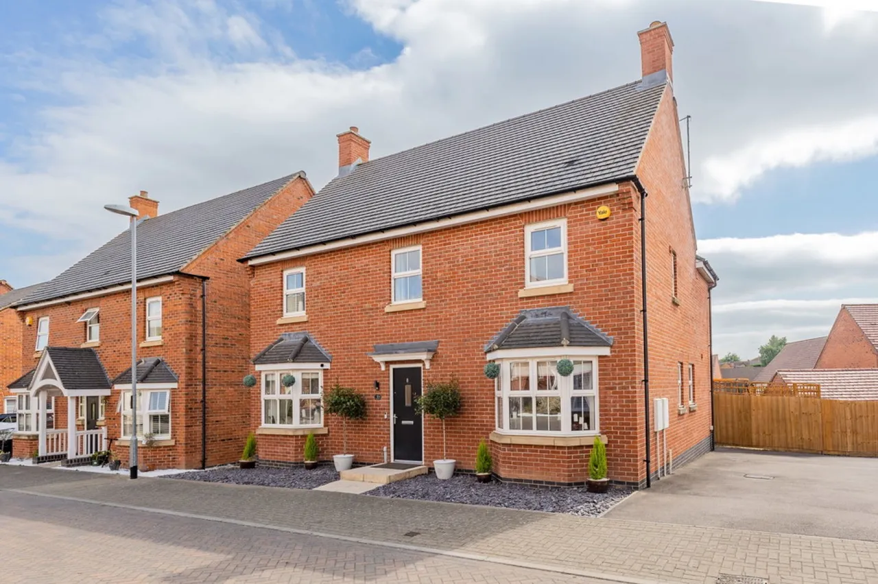 Lightning Lane, Castle Donington, DE74, photo 5