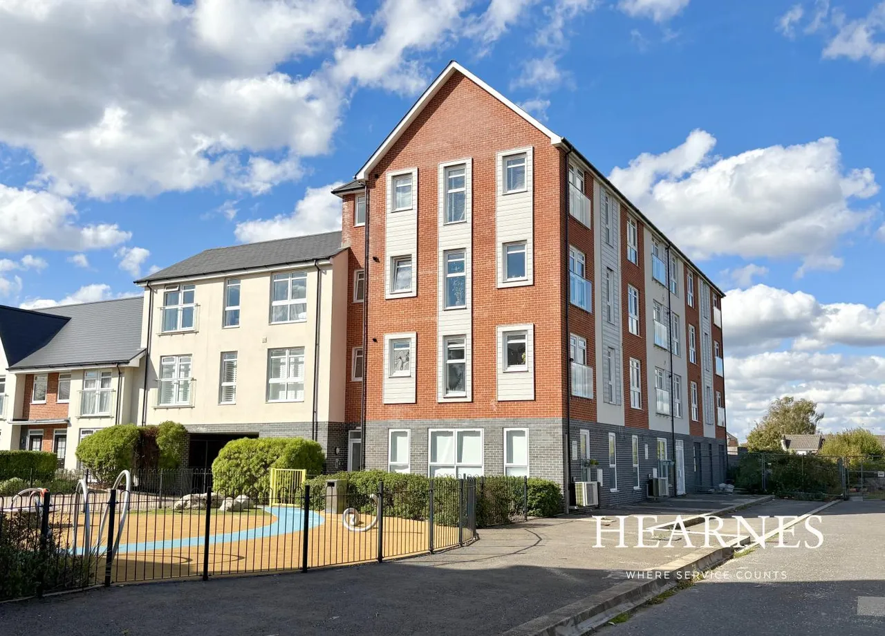 2 bed flat for sale, Jefferson Avenue, BH15