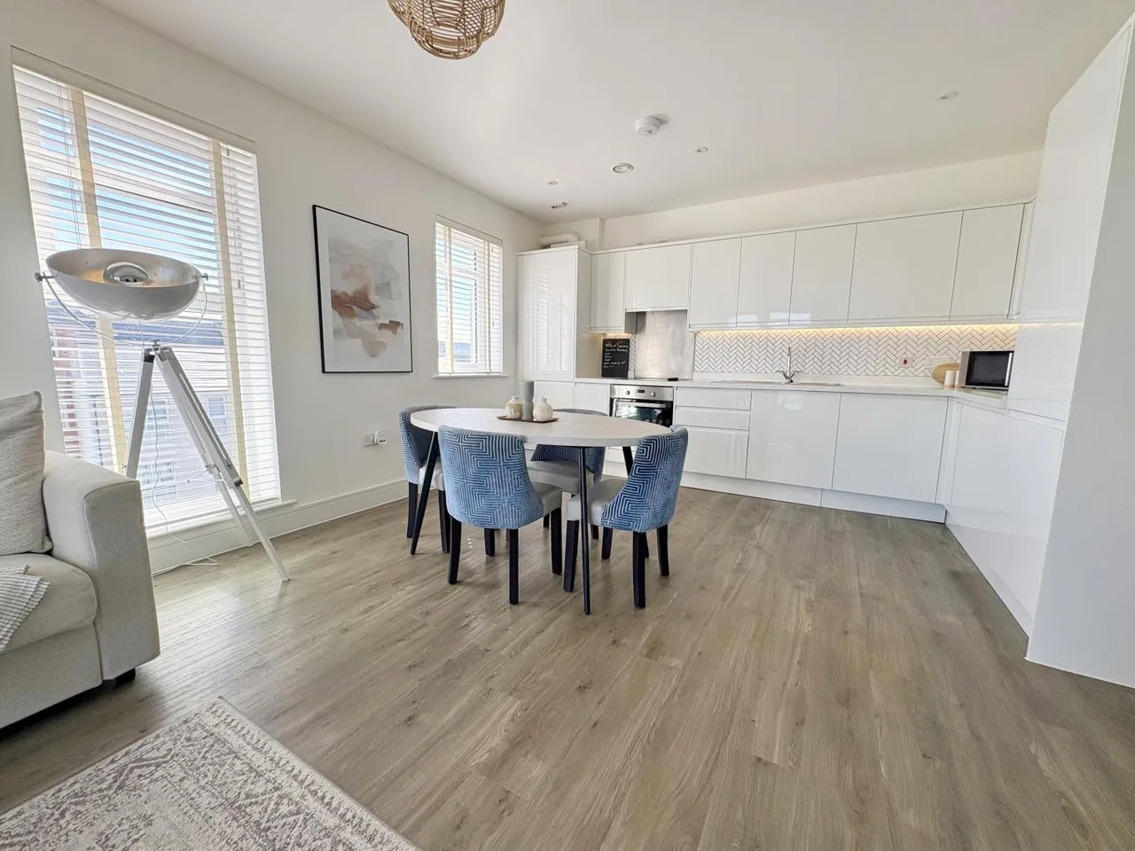 Jefferson Avenue, BH15, photo 9