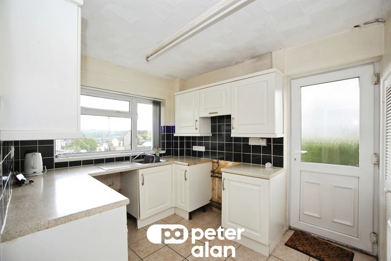 Hengoed Avenue, Hengoed, CF82, photo 8