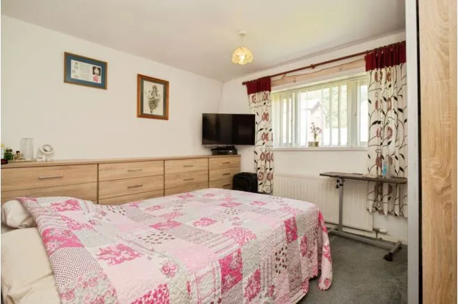 Hendre Farm Drive, Newport, NP19, photo 11
