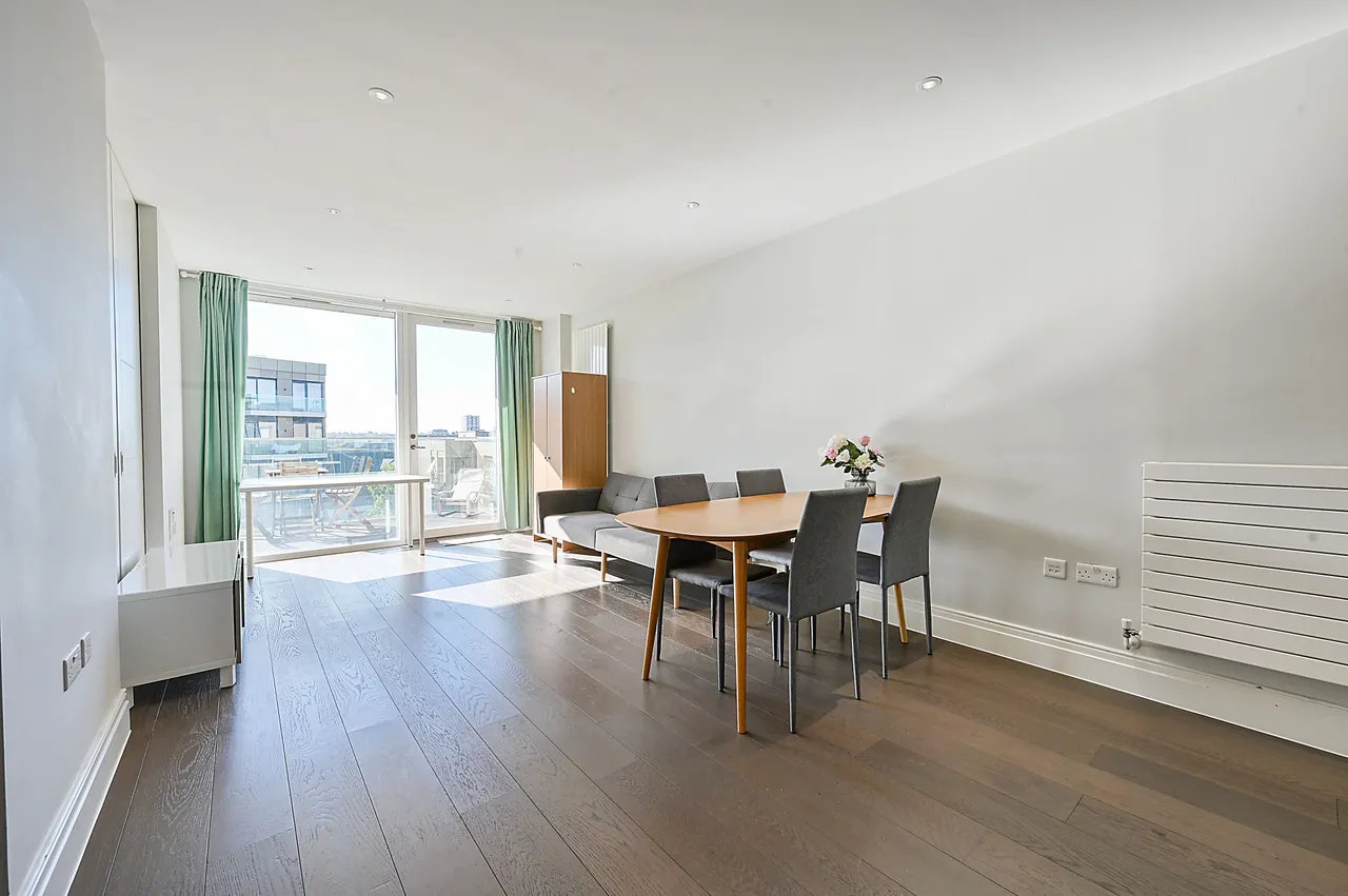 3 bed flat to rent, Kingston Upon Thames, KT2