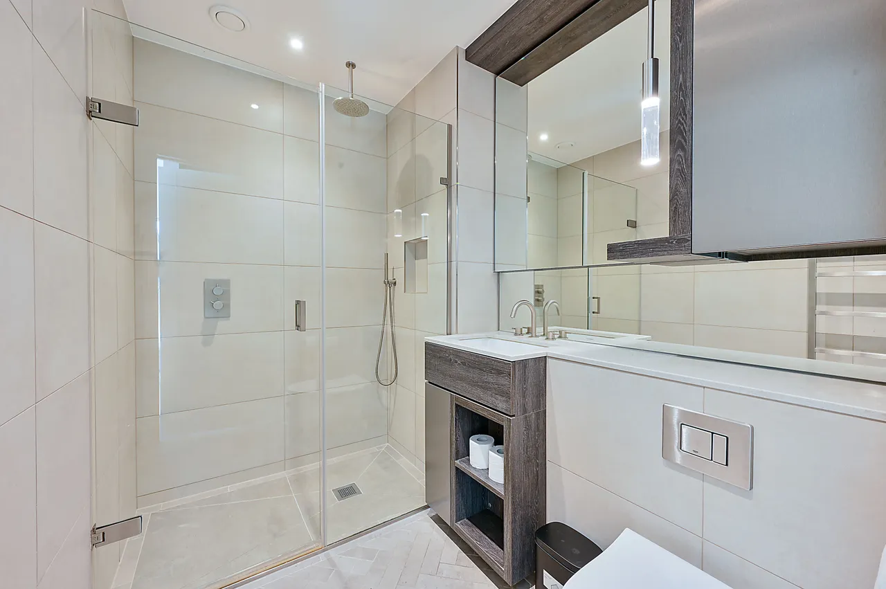Kingston Upon Thames, KT2, photo 5