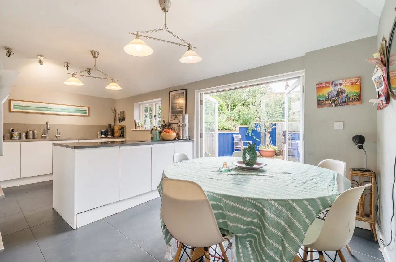 West Meon, Petersfield, GU32, photo 3