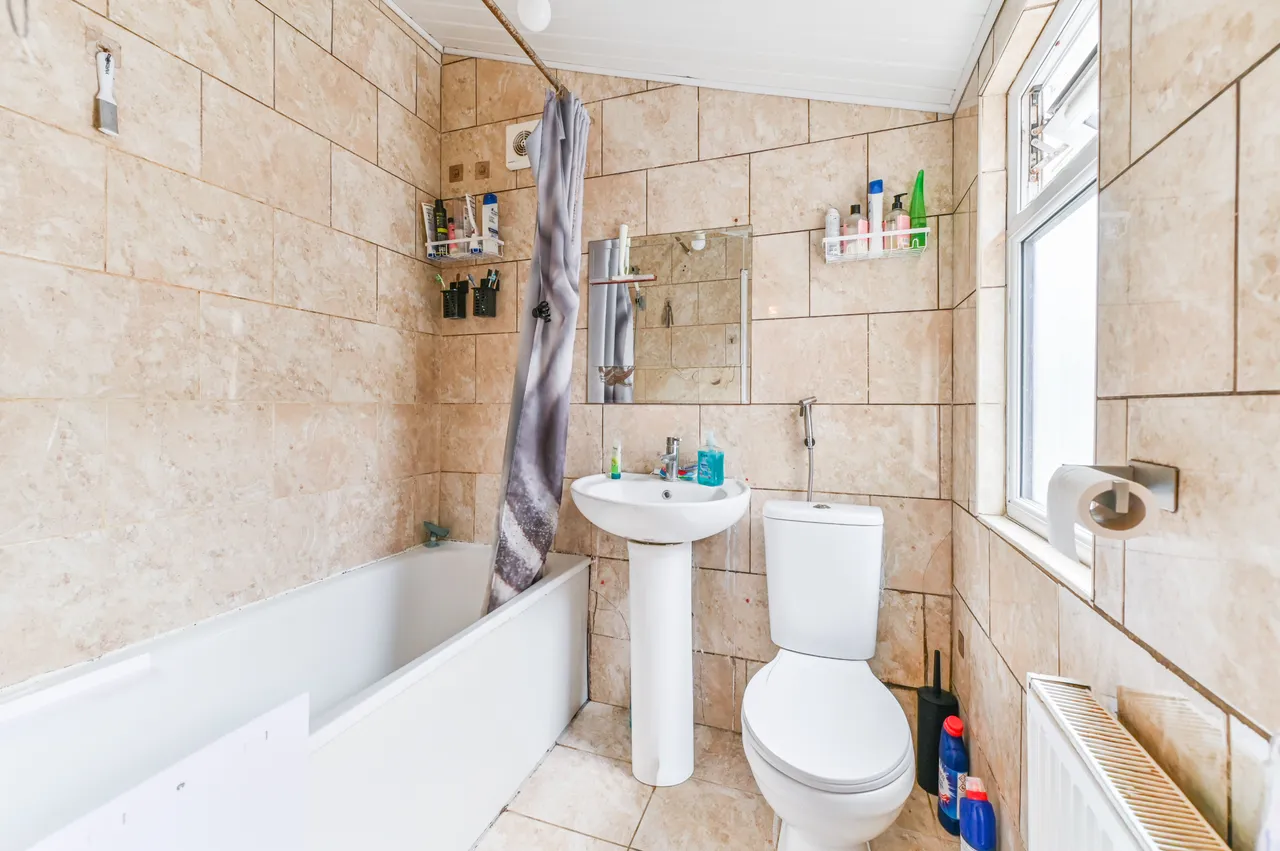 Thornton Heath, CR7, photo 8