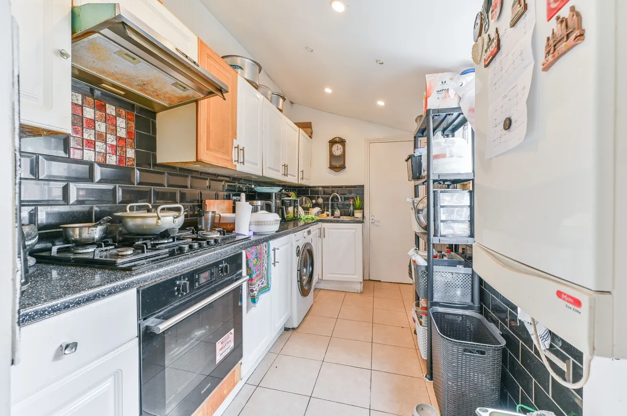 Thornton Heath, CR7, photo 6