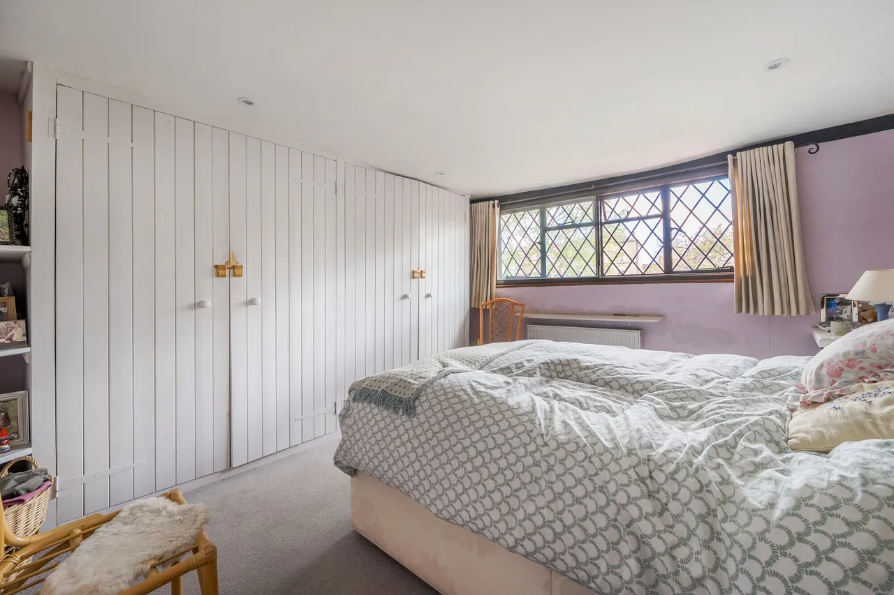 The Green, Marlborough, SN8, photo 12