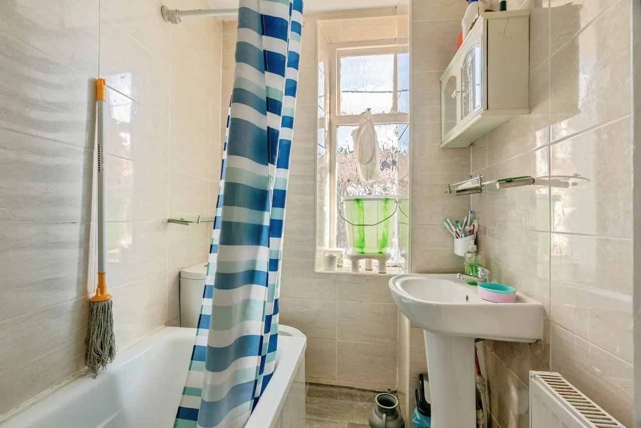 Rutland Street, Nelson, BB9, photo 10