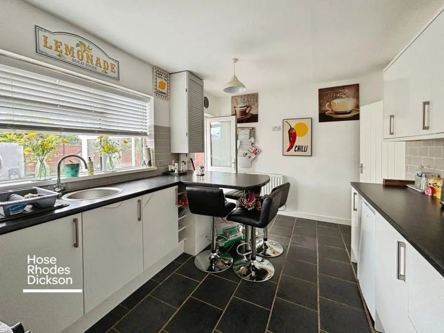 Carter Avenue, Shanklin, PO37, photo 6