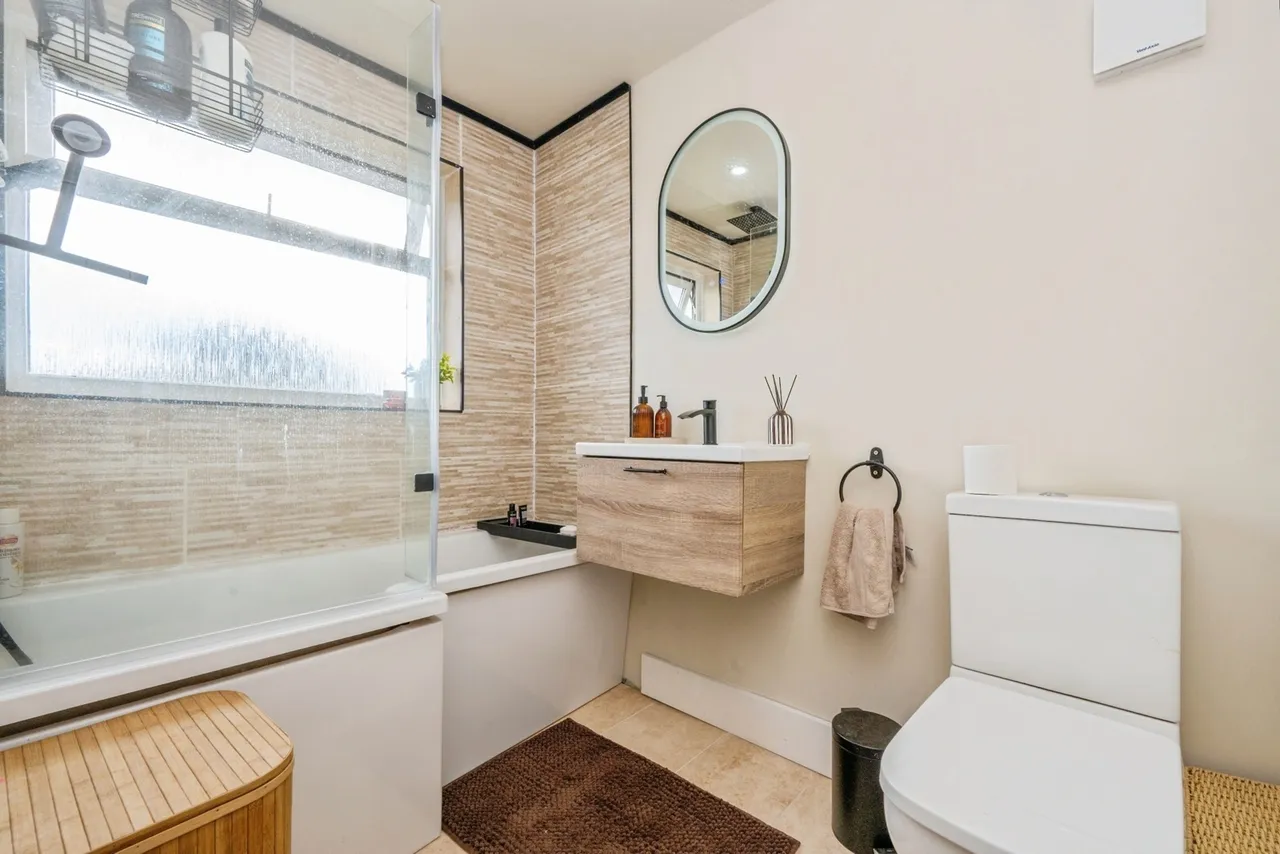 Primley Avenue, Tamworth, B77, photo 6