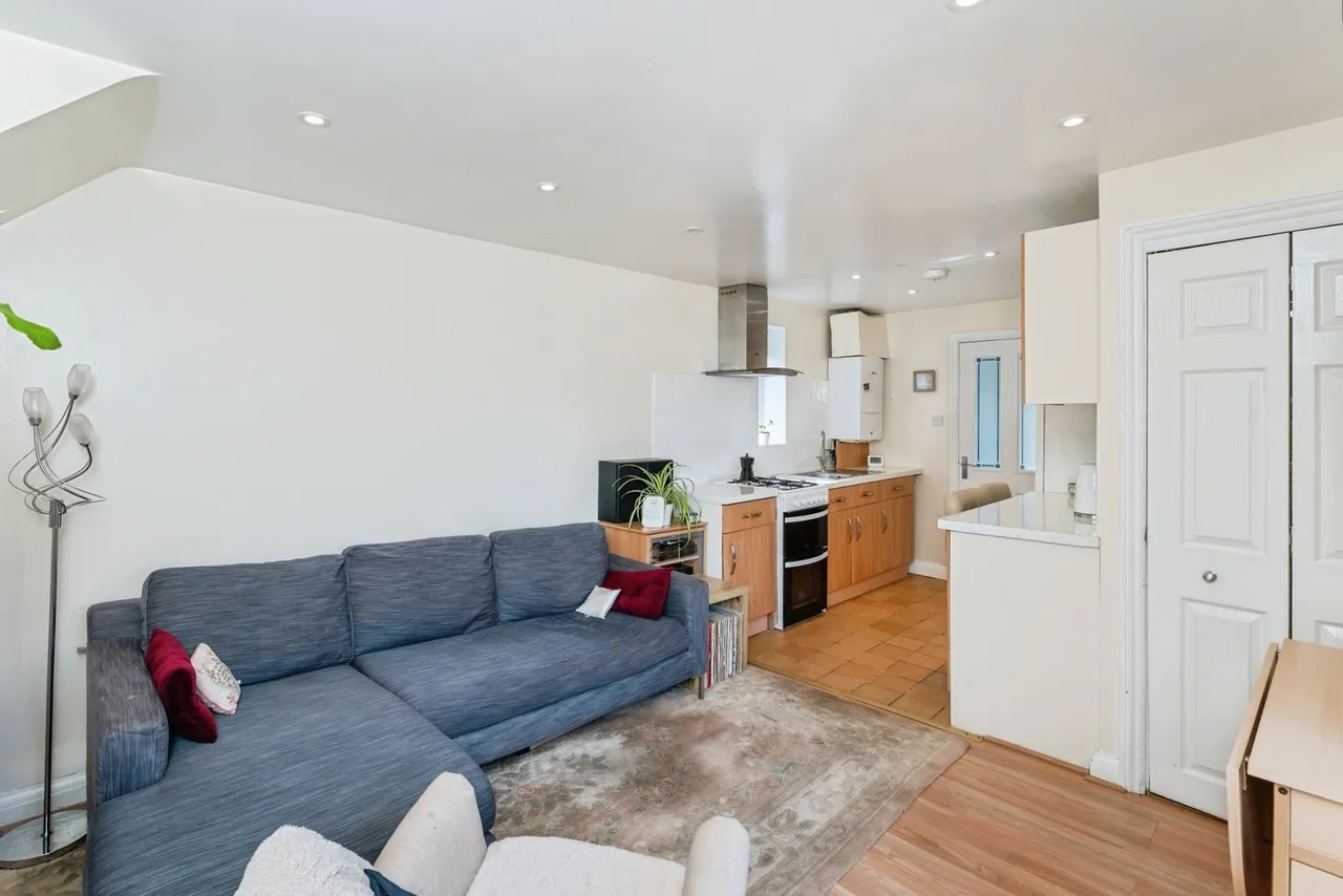 Brunswick Road, Buckley, CH7, photo 4