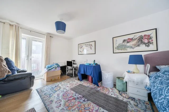 Carrick Street, Aylesbury, HP18, photo 12