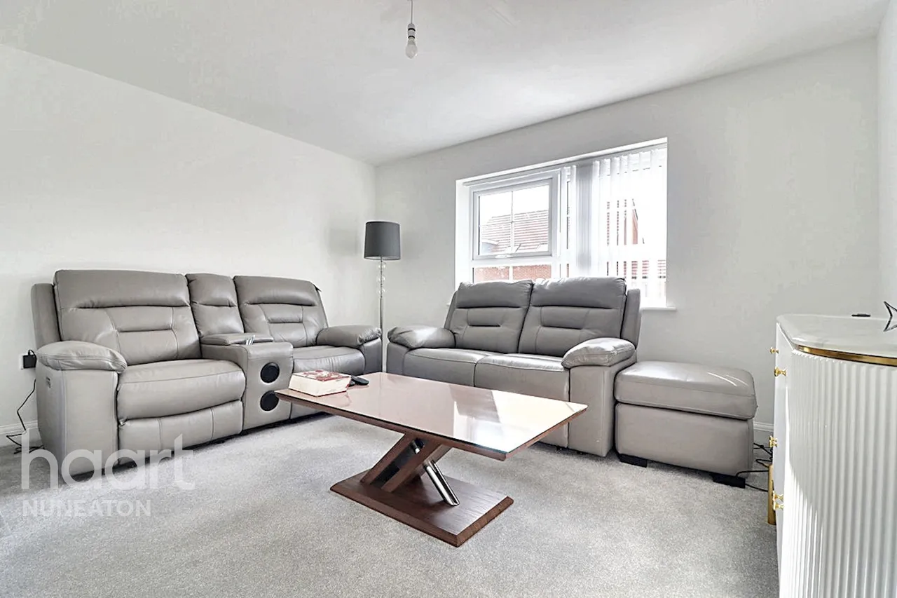 Edinburgh Road, Nuneaton, CV10, photo 7