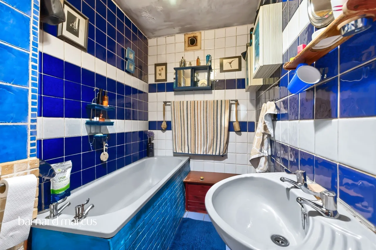 Offley Road, London, photo 8