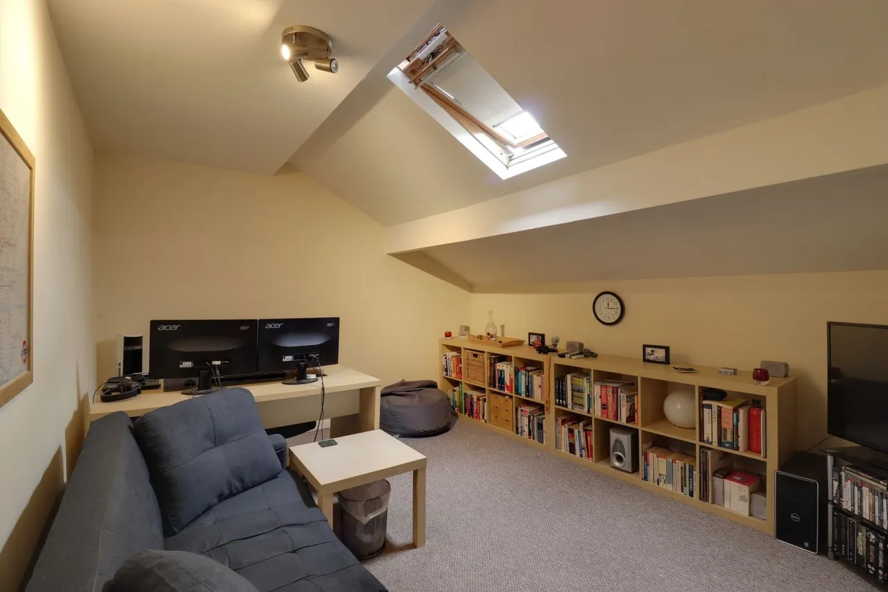 Rochdale Road, Todmorden, OL14, photo 11