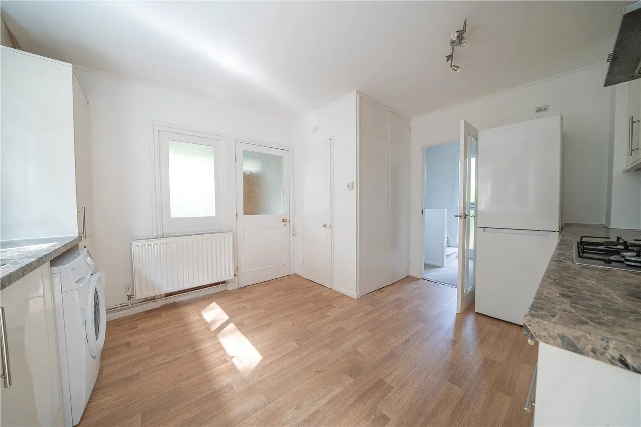 Lingfield Approach, Leeds, LS17, photo 11