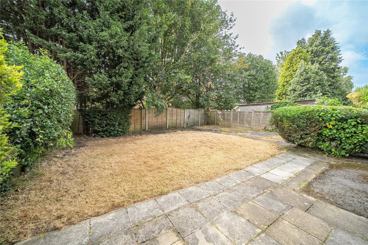 Lingfield Approach, Leeds, LS17, photo 13
